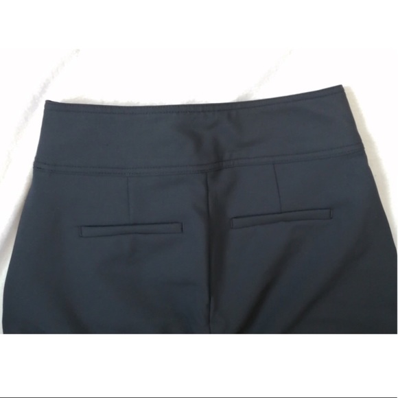 Gap Classic High-Waisted Pants - Picture 3 of 6